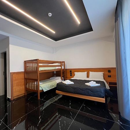 Hotel Tea Deluxe - Praia Praia a Mare Ngoại thất bức ảnh